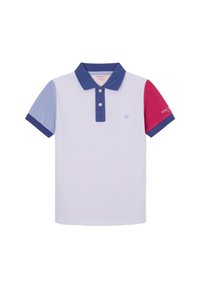 Polo avec corps blanc, col bleu marine et patte de boutonnage, manche gauche bleu clair et manche droite rouge avec poignet bleu marine et logo.