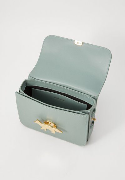 Maison Kitsuné EDIE BAG - Rankinė per petį - vert-de-gris
