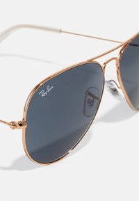 Ray-Ban AVIATOR LARGE UNISEX - Ochelari de soare - rose gold-coloured