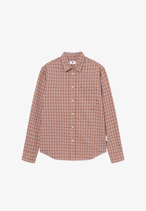 Chemise à manches longues avec motif à carreaux orange et beige, col pointu et petite poche poitrine sur le côté gauche.