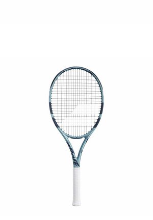 Tennisschläger mit einem hellblauen Rahmen, einem runden Kopf und einem weißen strukturierten Griff. Verfügt über ein kreuzmusterartiges Saitenmuster und elegante Designelemente.