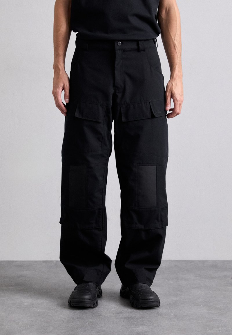 032c TACTICAL TROUSERS - Cargo trousers - black