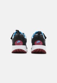Nike Sportswear AIR MAX SOLO - Sportcipő - black/white/university blue/team red