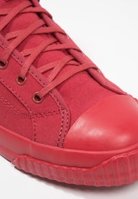 G-STAR Vysoké tenisky - red