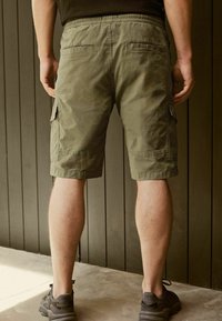 Next Rövidnadrágok - khaki green