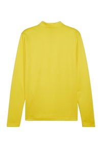 Camicia a maniche lunghe di un brillante giallo, realizzata in tessuto liscio. Presenta un colletto e un design semplice, non decorato. Vista posteriore mostrata.