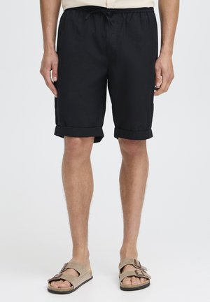 SDLINAU LINEN MIX - Lühikesed püksid - true black