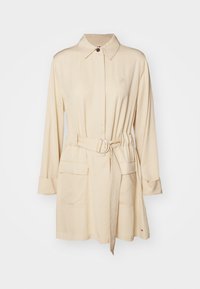 Neizbrano, country ivory