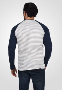 Solid SDSTEPAN - Maglietta a manica lunga - insignia blue