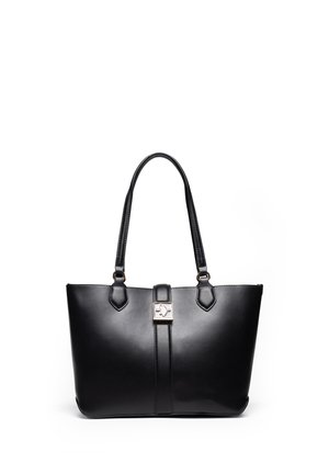 Schwarze Ledertasche mit doppelten Griffen und einem zentralen Riemen mit einer quadratischen silbernen Schnalle mit dekorativem Emblem.