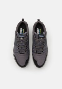 Skechers ESCAPE PLAN - Sneakers basse - charcoal
