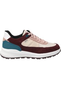 Scarpe da ginnastica con una combinazione di camoscio bordeaux, pelle crema, dettagli turchesi e suola in gomma bianca; presentano un design con lacci e superfici testurizzate.