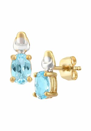Gold- und Silbersteckerohrringe mit einem ovalen, hellblauen Edelstein, prong-gefasst mit einer polierten Oberfläche und einem Schmetterlingsverschluss.