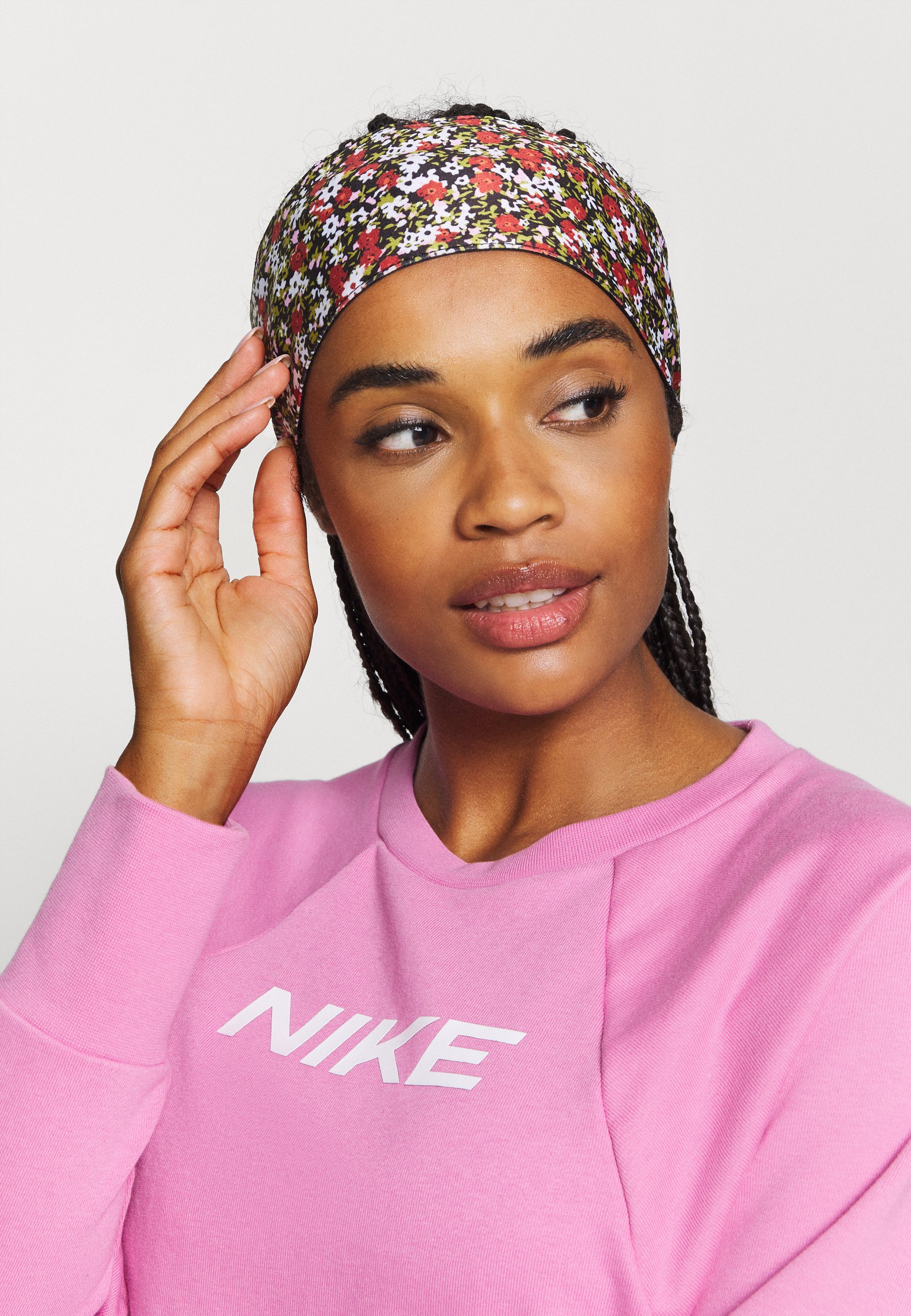 nike head wrap