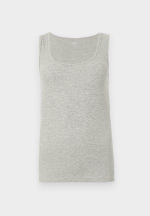 Grå tank topp laget av ribbet bomull. Har en rund halslinje og brede skulderstropper, med en jevn tekstur gjennom hele.