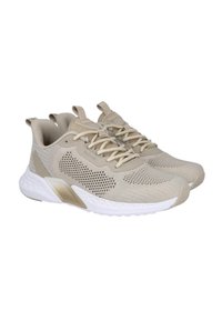 Zapatillas deportivas beige con parte superior de malla, cierre de cordones y acentos texturizados. Presenta una suela blanca y un sutil logotipo en el lateral.