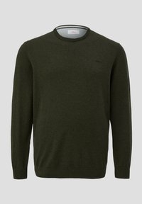 Dunkelgrüner Strickpullover, Rundhalsausschnitt, gerippte Bündchen und Saum, dezentes Logo-Detail auf der Brust, weiche Textur, lässiger Stil.