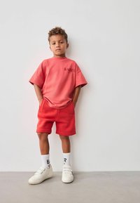 Baker by Ted Baker SET - Treniņtērpa apakšdaļas - red