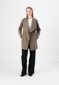 VILA VICOOLEY COLLAR BELT COAT - Abrigo corto - brown
