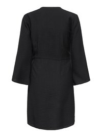 Robe noire longueur genou avec manches longues larges, encolure ronde, et tissu subtilement texturé, vue de dos.