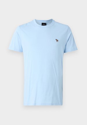 T-shirt di cotone azzurro chiaro con scollo rotondo, maniche corte e un piccolo dettaglio ricamato a zebra sul lato sinistro del petto.