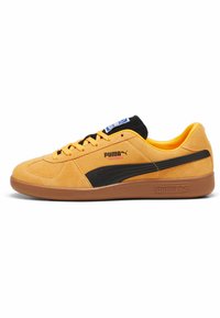 HANDBALL - Pantofi training - sun stream black caramel latte