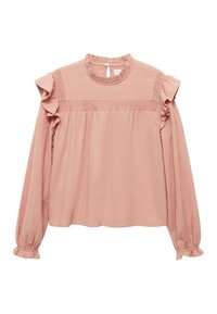 Blusa rosa a maniche lunghe in tessuto testurizzato, con dettagli a balze sulle spalle, un collo alto e chiusura a bottoni sul retro.