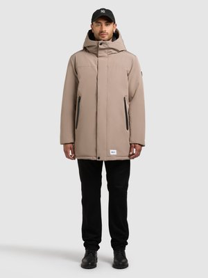 KANN2 - Abrigo de invierno - greige