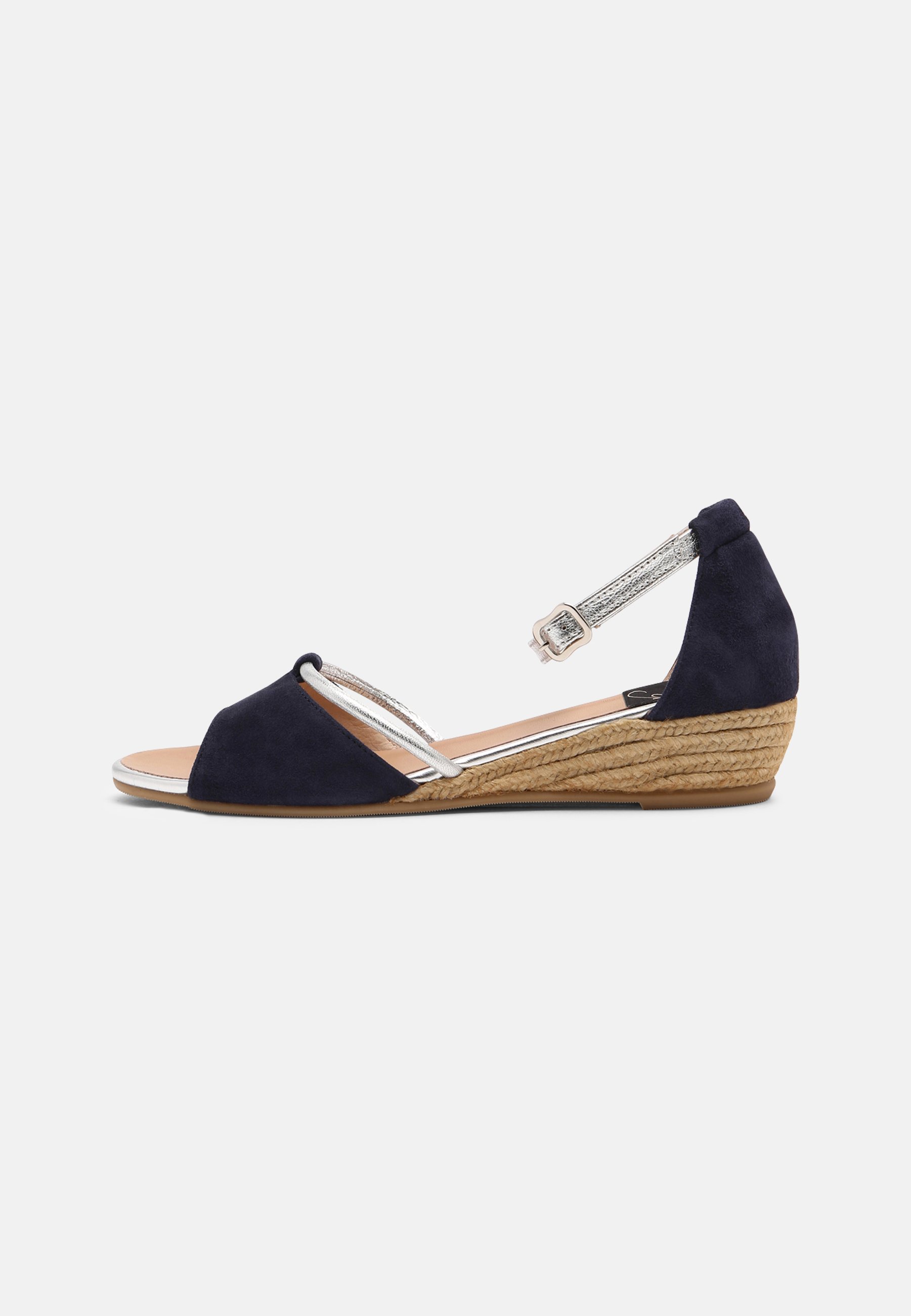 Gaimo NOVITA.EMI - Sandalias - ante ultramarino/napa plata/azul marino -  Zalando.es