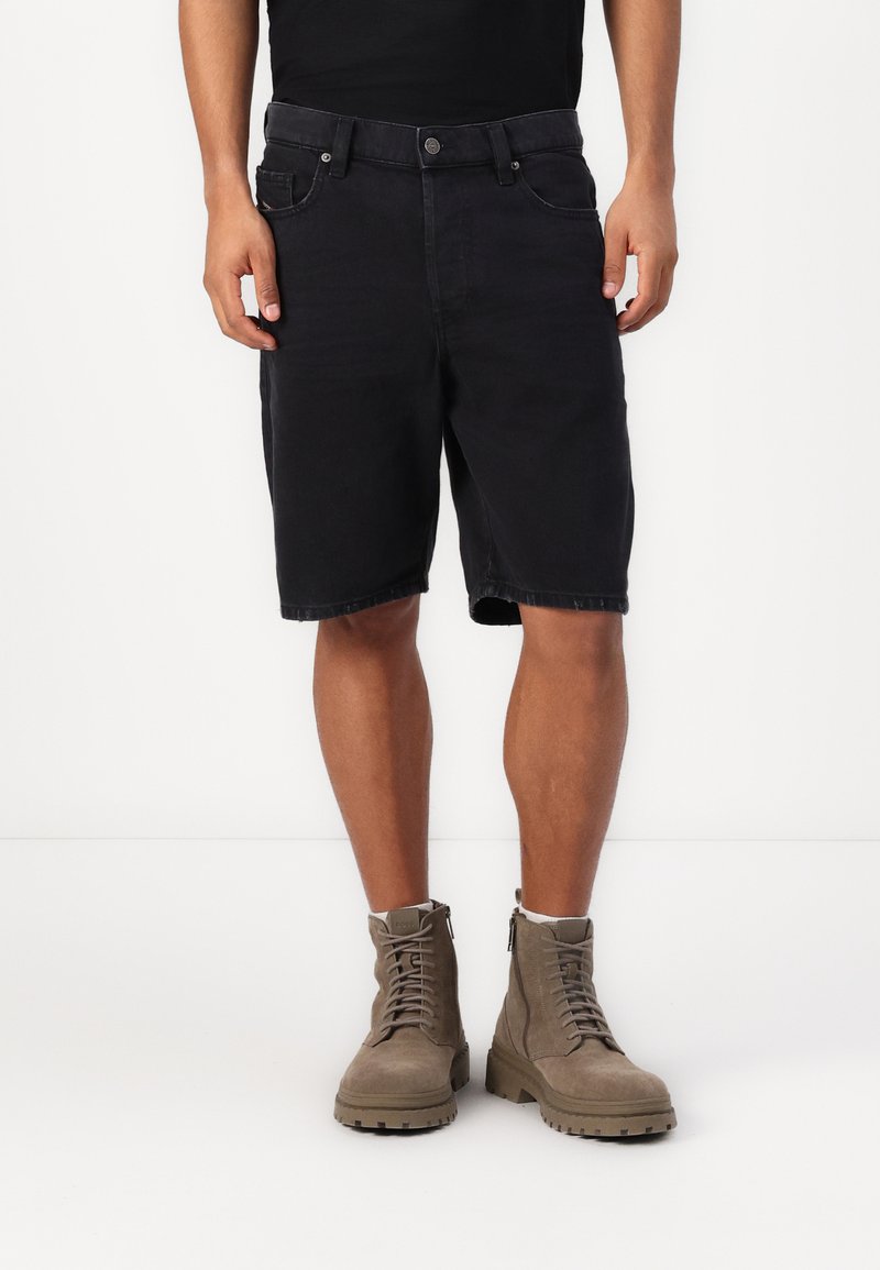 Diesel - REGULAR - Short en jean - black, Agrandir