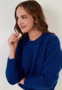 LELA Pullover - saxe blue