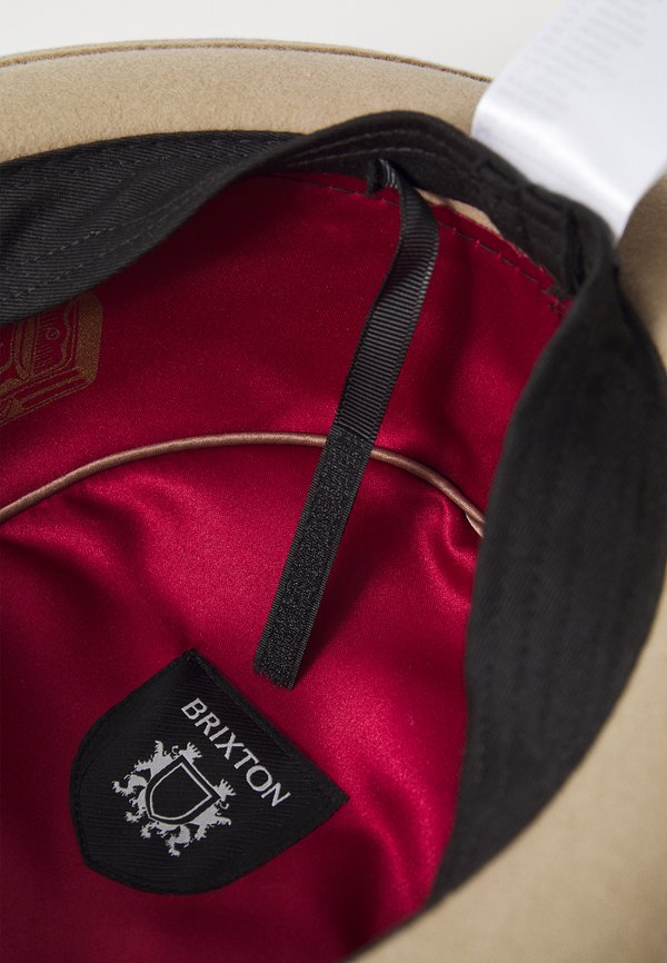 STOUT PIE UNISEX - Hat4