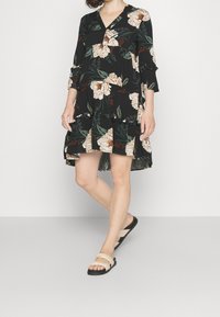 Vero Moda Maternity Freizeitkleid - black