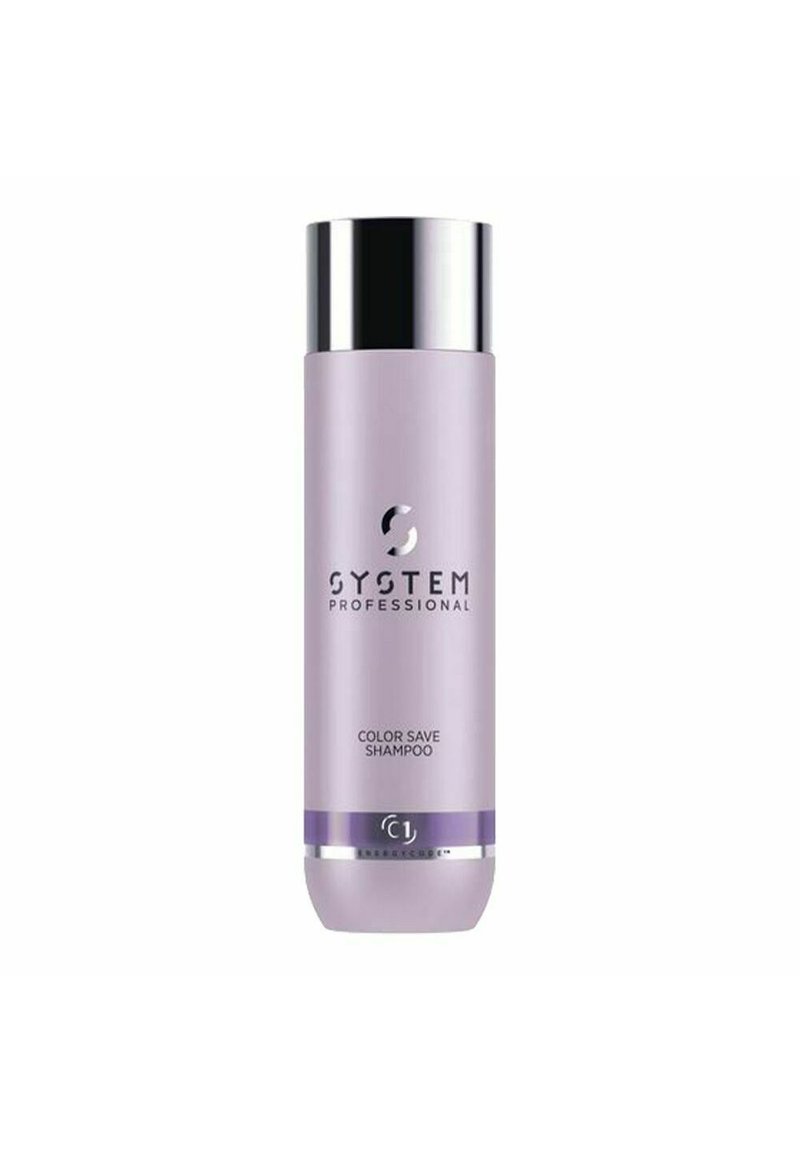 Bottiglia di shampoo viola con un tappo argentato, etichettata "System Professional Color Save Shampoo." Texture liscia, forma cilindrica, design minimalista.