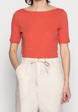 T-shirt basic