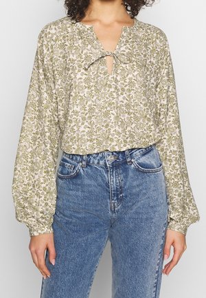 Blus - light blue