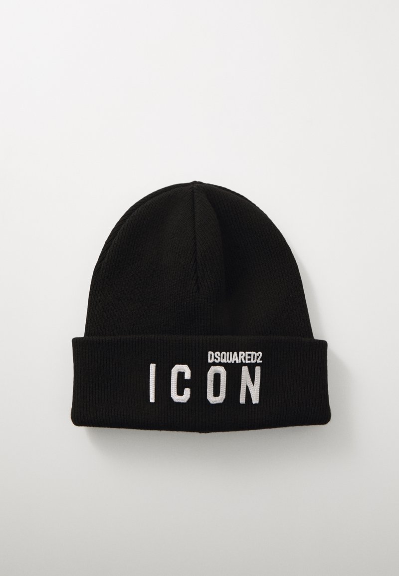 Mustvalge kudumüts kokkuvolditav krae. Esiküljel on valge tikand tekstiga "DSQUARED2 ICON." Tekst on rasvases, suurtähtedes vormis.