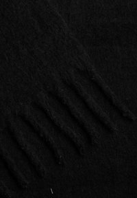 Pieces PCNIKITA LONG SCARF - Scarf - black