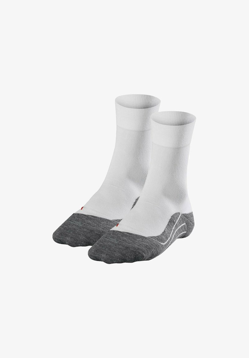 Chaussettes de sport blanches avec un motif texturé gris au niveau des orteils et du talon. Cuff en rib pour un maintien sécurisé, avec de subtils accents rouges.