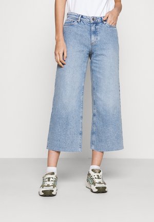 Flared Jeans - light-blue denim