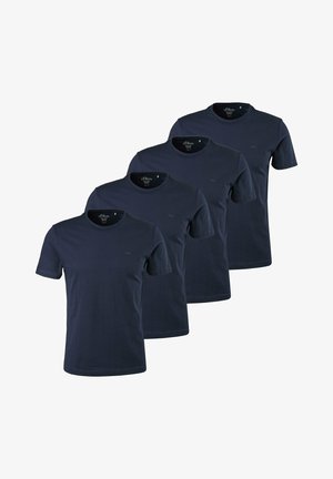 Quattro t-shirt identiche blu navy a maniche corte con scollo rotondo, disposte in una fila sfalsata su sfondo bianco.