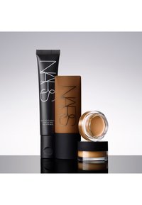 NARS SOFT MATTE COMPLETE FOUNDATION - Fond de teint - new caledonia