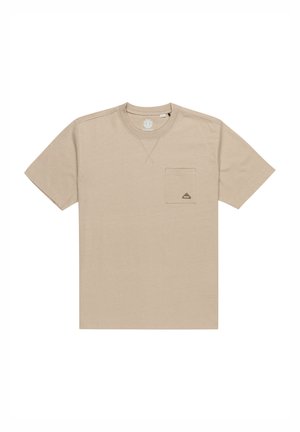 Beige katoenen t-shirt met een ronde hals, korte mouwen, een enkele borstzak en een klein merkembleem nabij de zak.