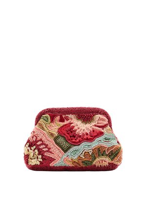 Pequeño bolso de mano decorado con delicados bordados florales en cuentas de colores rojo, rosa, verde y azul, con patrones texturizados.