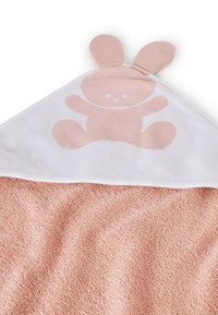 Asciugamano per neonati con cappuccio in morbido cotone terry rosa pallido, caratterizzato da un design a coniglietto con orecchie sul cappuccio e un corpo testurizzato e soffice.