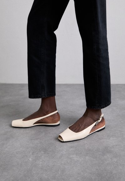 GIABORGHINI VERA - Balerini peep toe - cream