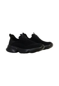 Sneakers neri slip-on con texture a maglia, dotati di un colletto imbottito e di una suola in gomma nera spessa. Dettaglio di branding discreto sulla linguetta.