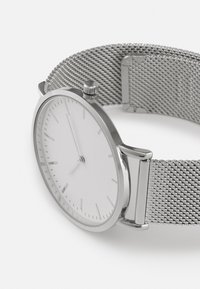 Pier One Relógio - silver-coloured