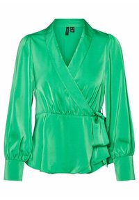 Blusa di raso verde con design avvolgente, maniche lunghe a palloncino e vita arricciata. Presenta una legatura laterale e una texture liscia.