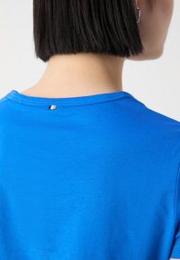 BOSS EVENTSA - Basic póló - bright blue